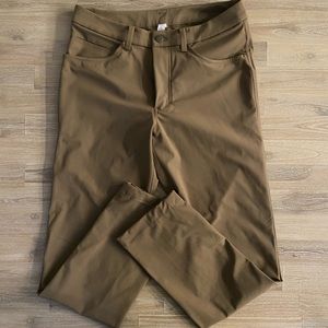 Lululemon everyday chinos